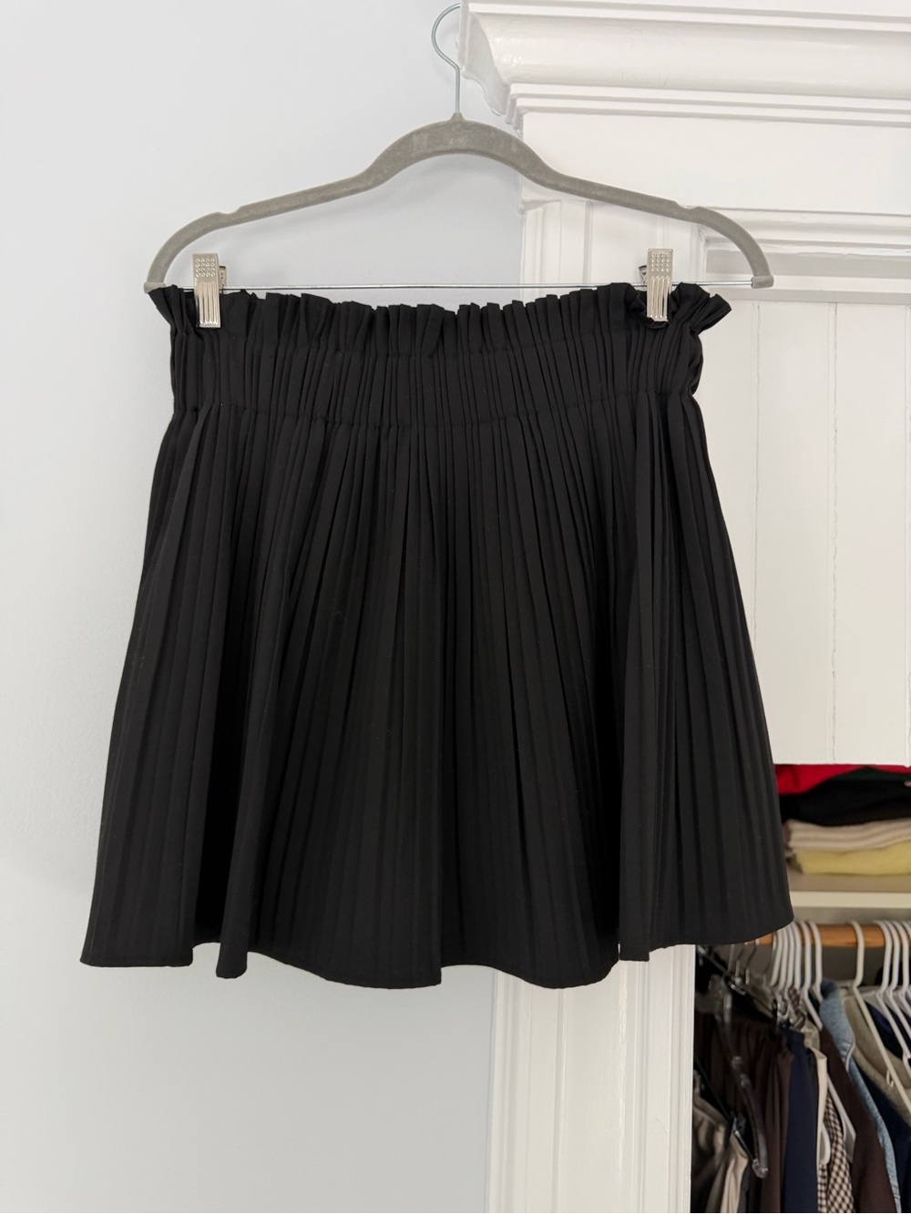 Zara Black Pleated Mini Skirt